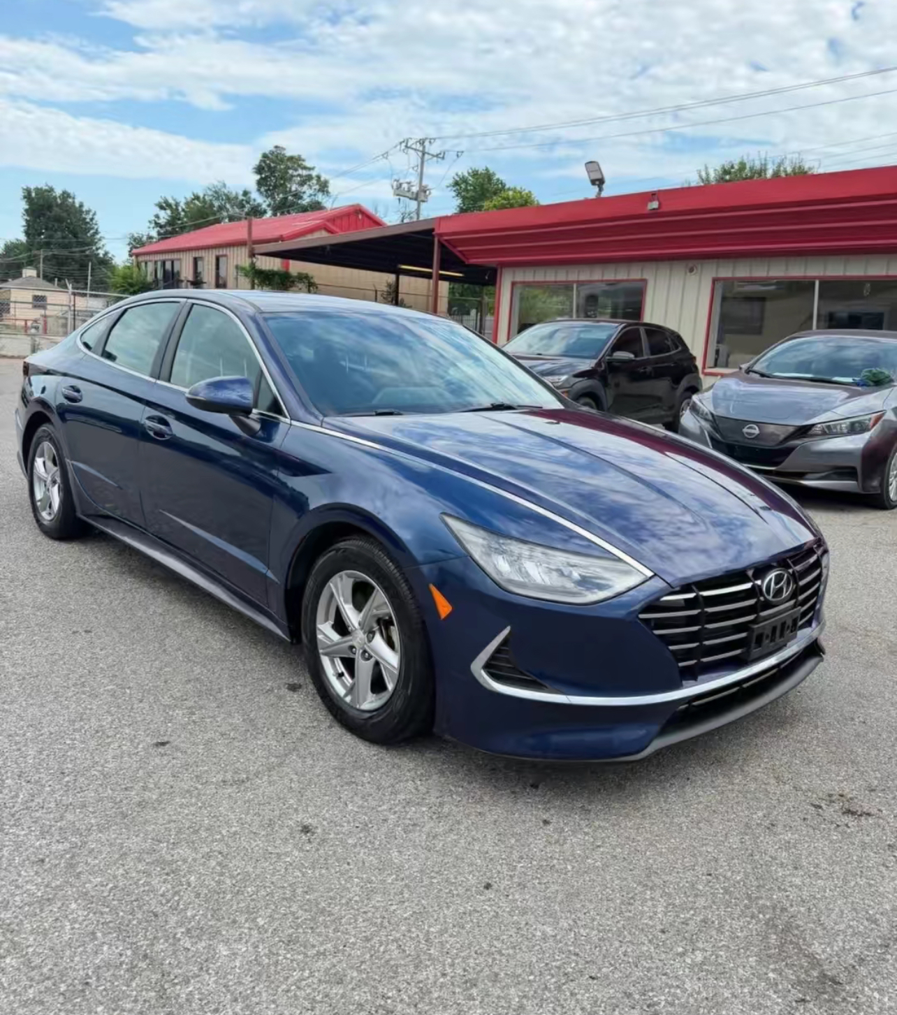 2022 HYUNDAI SONATA SE photo 2
