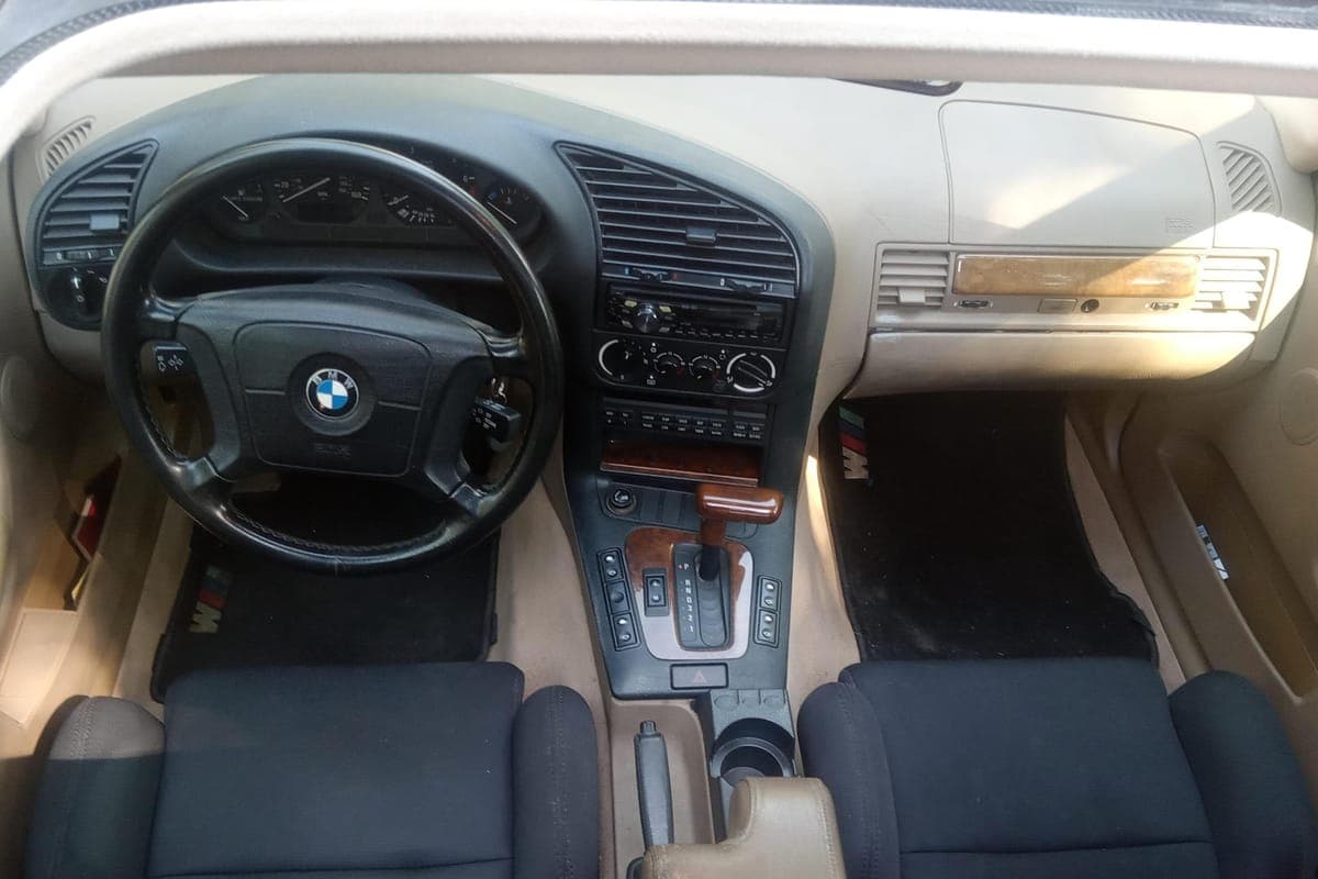 1995 BMW 325i 3 Series photo 14