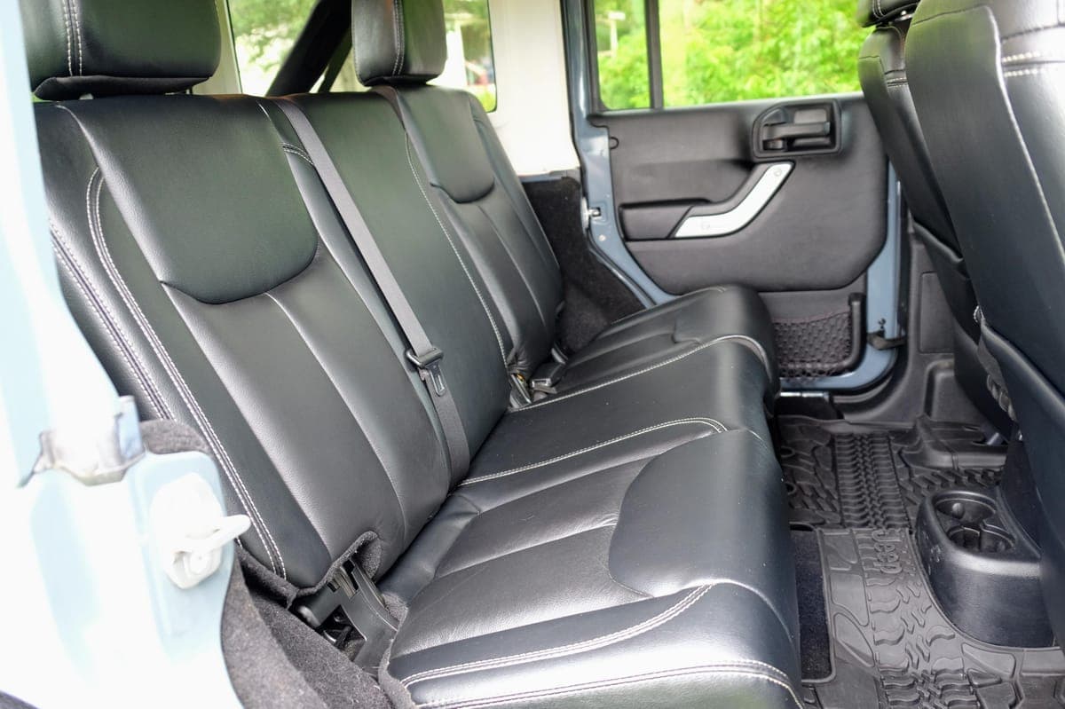 2014 Jeep Wrangler photo 4