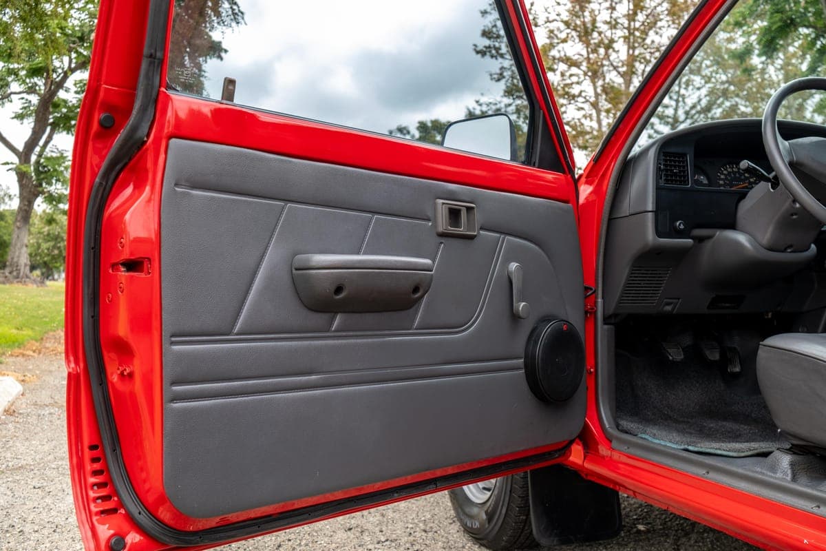 1992 Toyota Pickup photo 5