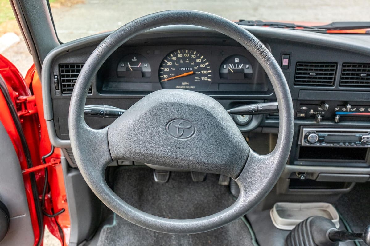 1992 Toyota Pickup photo 7