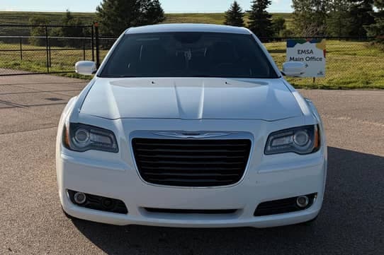 2012 Chrysler 300 V8 AWD photo 2