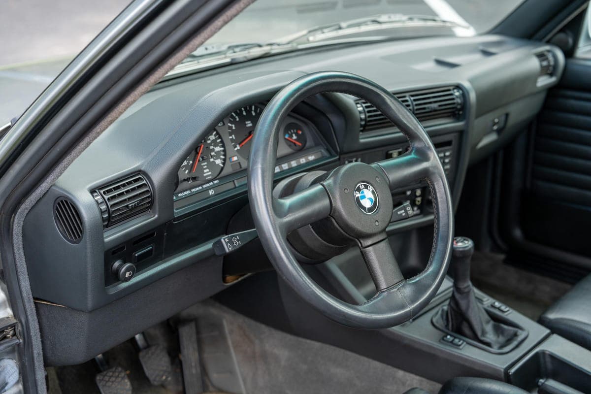 1988 BMW E30 M3 photo 4