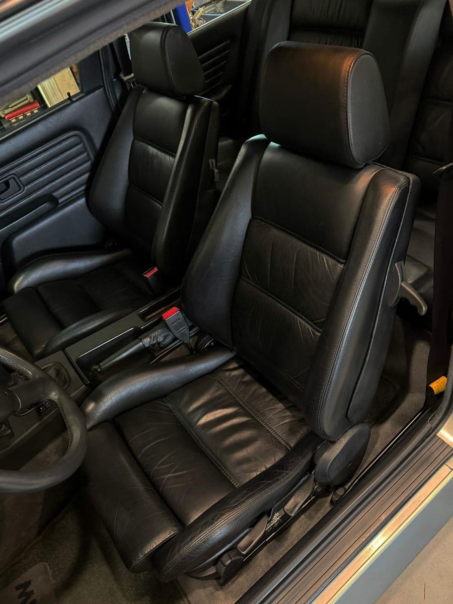 1988 BMW E30 M3 photo 9