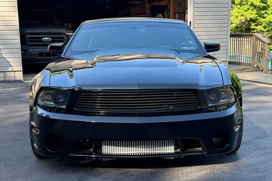 2012 Ford Mustang GT photo 2