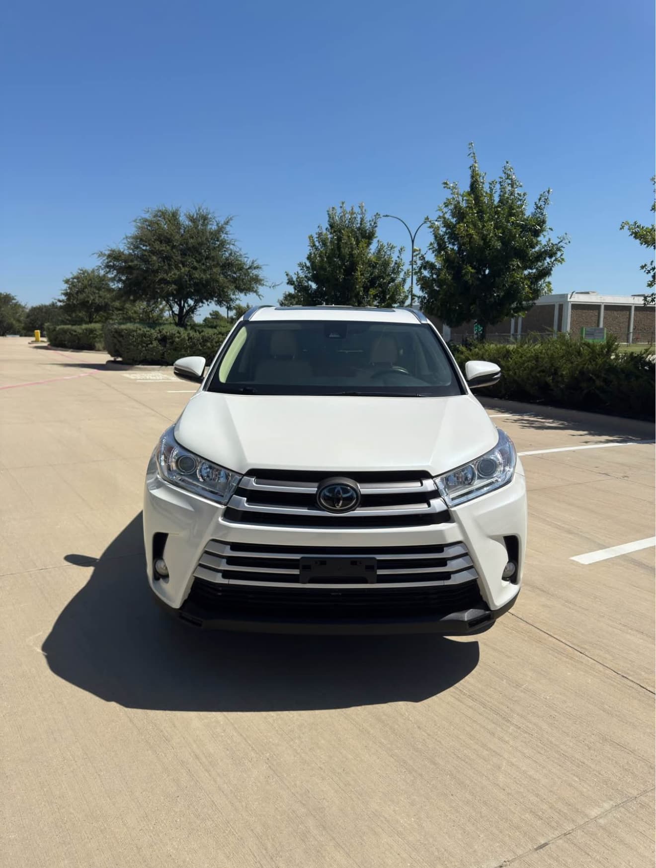 2017 Toyota Highlander XLE Sport Utility 4D XLE Sport Utility 4D