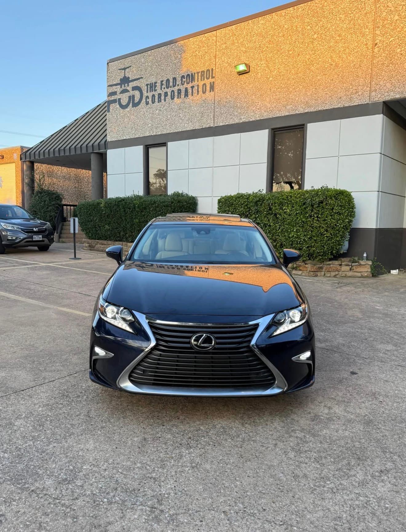 2016 Lexus ES 350 Luxury ES 350 Sedan 4D