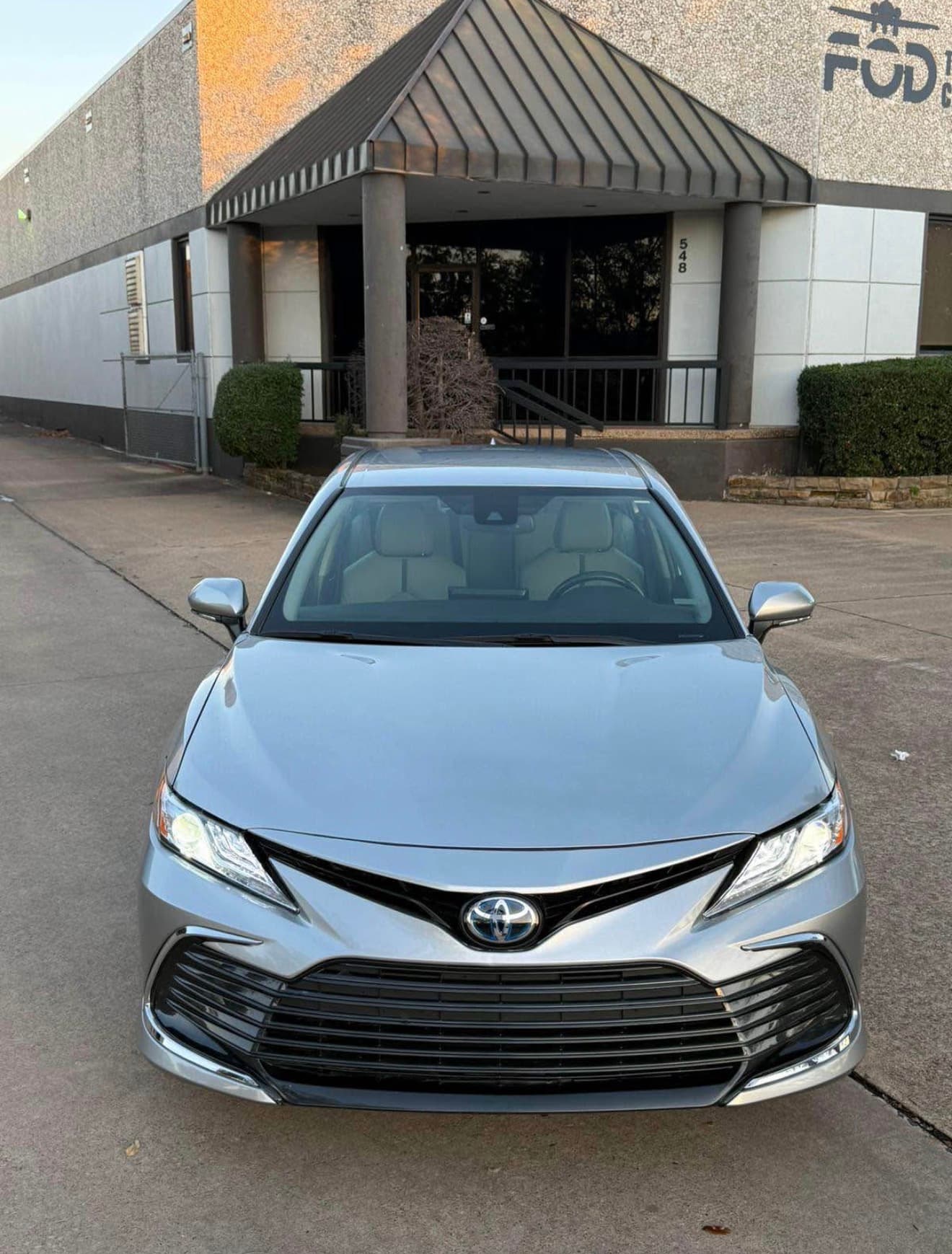 2023 Toyota Camry XLE Hybrid XLE Sedan 4D